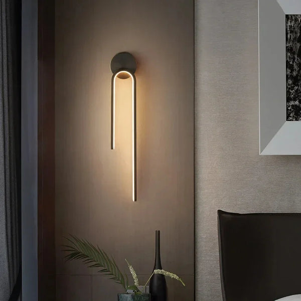 Fjora Wall Light
