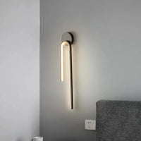 Fjora Wall Light